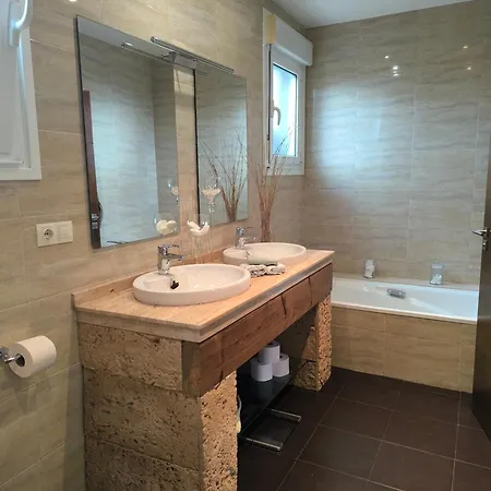 Ovida * Faro de Arriba